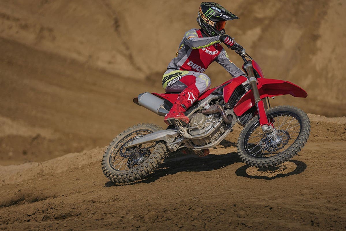 La Ducati Desmo450 MX è il motivo per cui d'ora in avanti sempre più persone compreranno una moto da cross